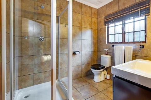Jorn's Guest House