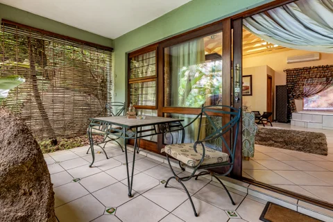 Jorn's Guest House
