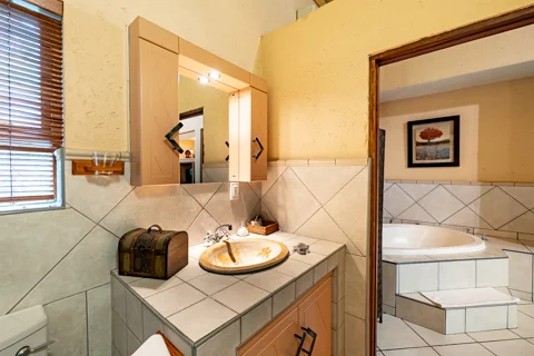 Jorn's Guest House