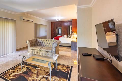 Presidential Suite - Jorn's Guest House