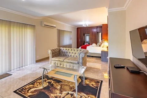 Jorn's Guest House