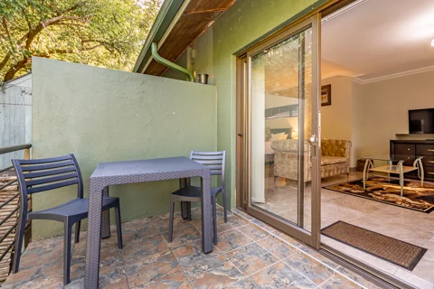 Jorn's Guest House