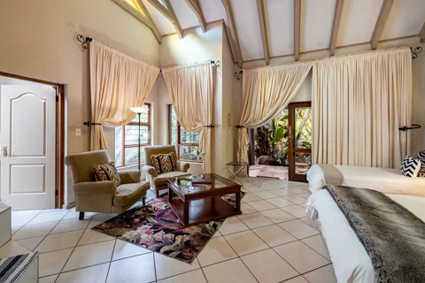 Jorn's Guest House